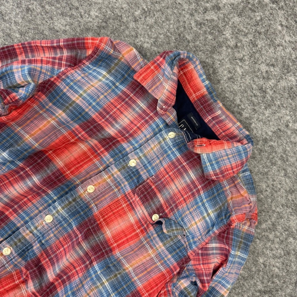GAP Womens Medium Red Blue Plaid Button Up Long Sleeve Shirt Untucked Fit